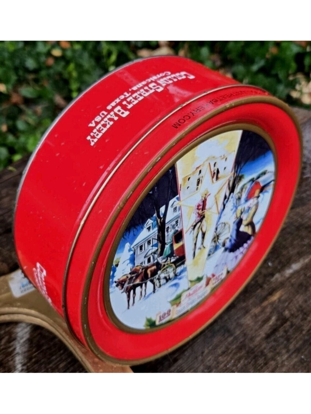 DeLuxe Collin Street Bakery Empty Fruit Cake Tin West Christmas Scene Texas 8X3"